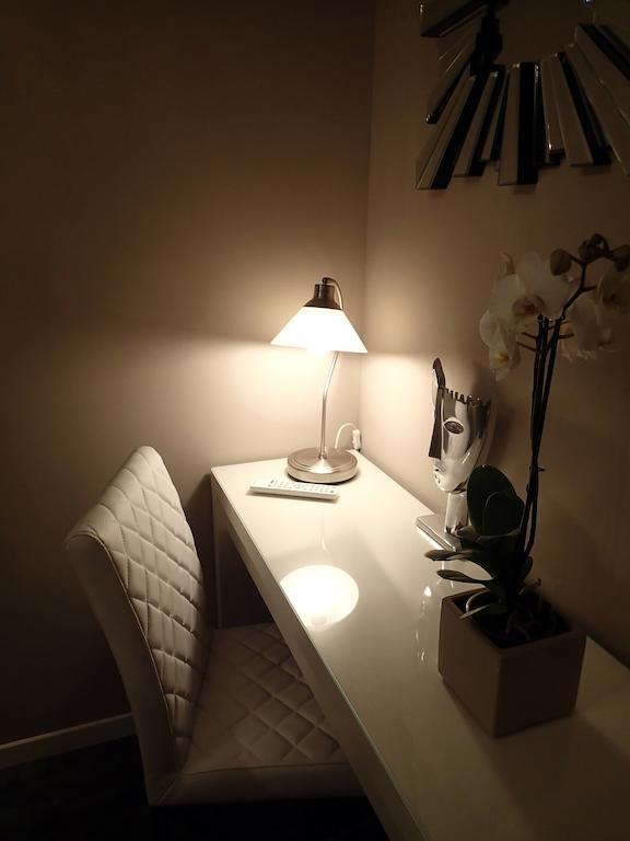 Bed and Breakfast A La Fleur D Oranger - Lille La Madeleine La Madeleine  Zimmer foto